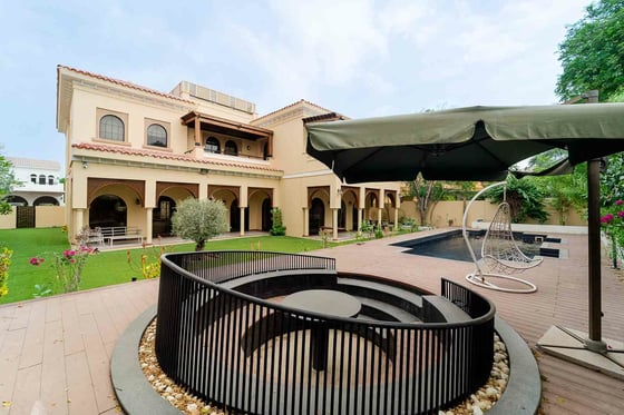 Luxury Villa with Private Pool and Garden, picture 2