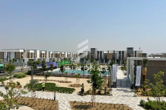 Rented | Prime Location | Pool View, picture 15