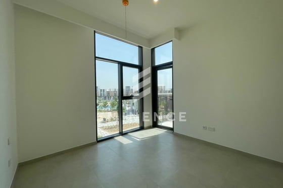 Rented | Prime Location | Pool View, picture 11