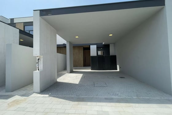 Rented | Prime Location | Pool View, picture 22