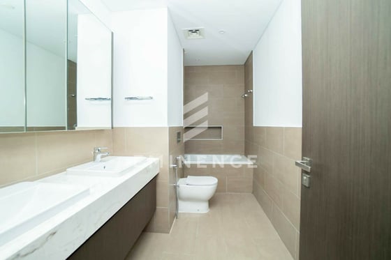 VACANT | SEA and BURJ VIEW | PRIME LOCATION, picture 46