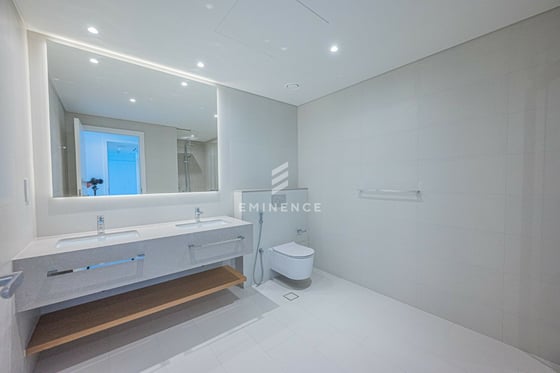 Private Beach Access | Ain Dubai View | Luxurious, picture 13