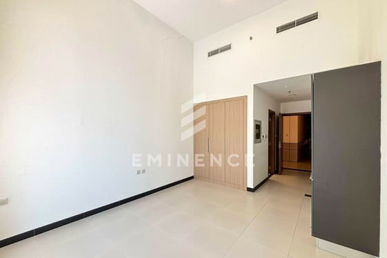 Vacant Now | Double High Ceiling | Terrace, picture 14