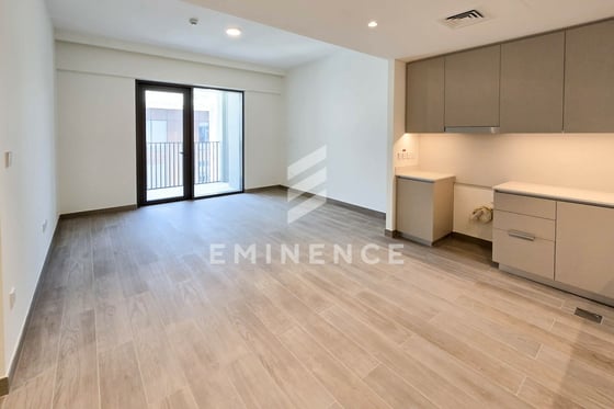 BEST DEAL | MODERN | BEACH ACCESS, picture 3
