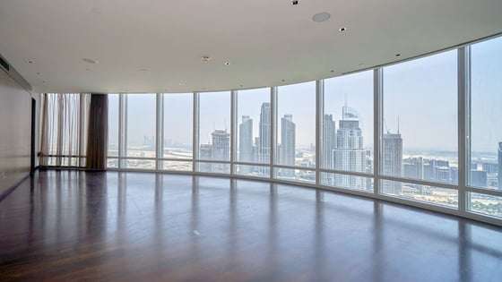 Elegant Apartment in the Iconic Burj Khalifa, picture 1