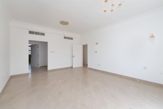 Renovated 4BR Villa | Private Pool | Lake View, picture 20