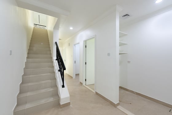 Renovated 4BR Villa | Private Pool | Lake View, picture 29