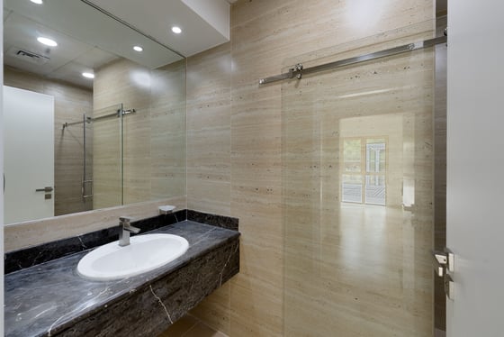 Renovated 4BR Villa | Private Pool | Lake View, picture 25