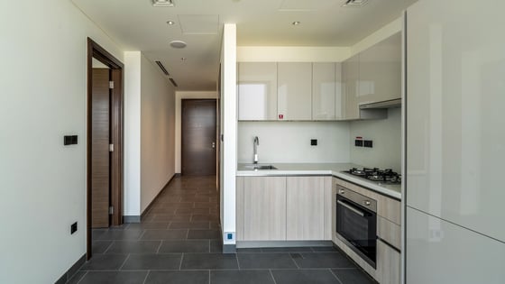 Brand New 1BR | High Floor | BK / Ras Al Khor View, picture 7