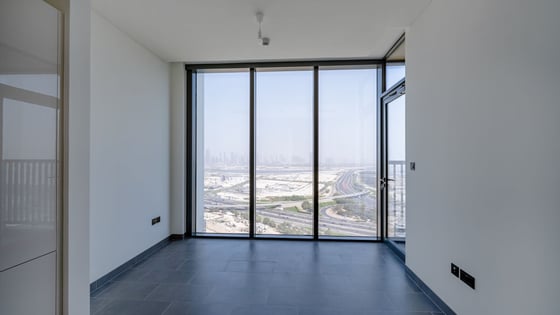 Brand New 1BR | High Floor | BK / Ras Al Khor View, picture 2