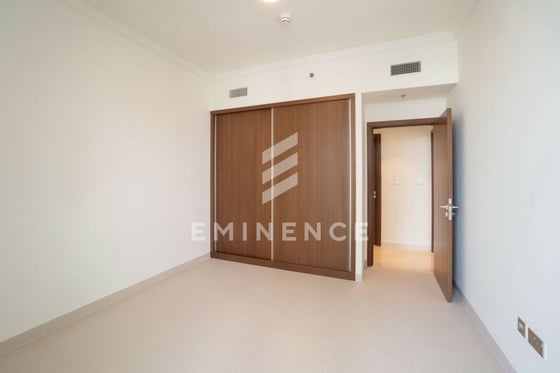 Genuine Resale | Branded | Sea View, picture 20