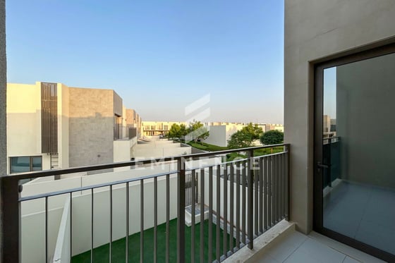 Single Row | Close to Pool | Landscaped Garden, picture 18