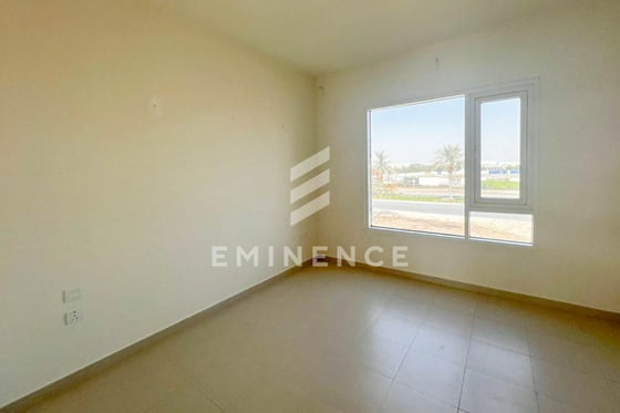 VACANT | PRIME LOCATION | COMMUNITY VIEW, picture 9