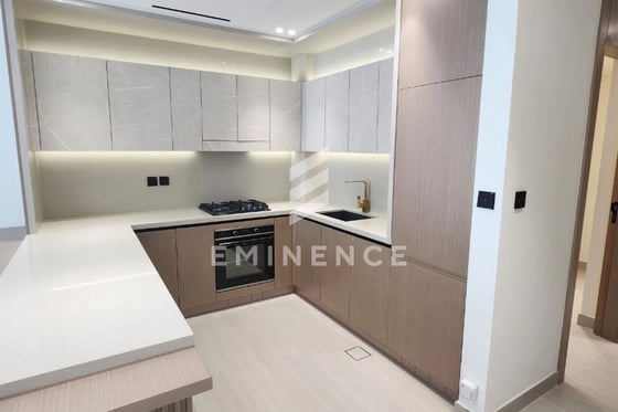 Exclusive | Fully furnished | 1 BR plus Study , picture 9