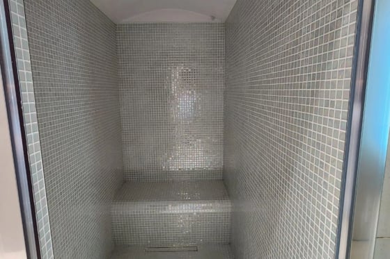 Exclusive | Fully furnished | 1 BR plus Study , picture 24