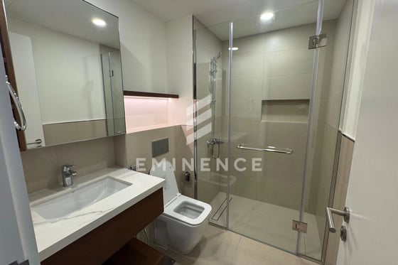 Low Floor | Prime Location | Pool View, picture 15