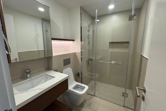 Low Floor | Prime Location | Pool View, picture 16