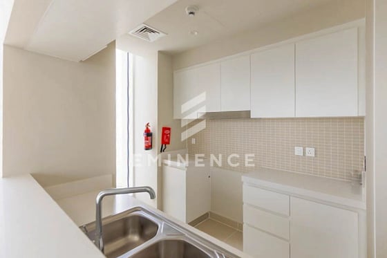 Prime Location | High Floor | Ready to Move in, picture 18