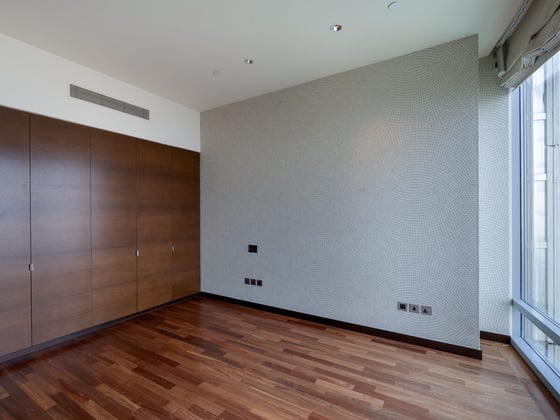 Sky High Luxury | 4-Bedroom Apartment | Burj Khalifa, picture 12