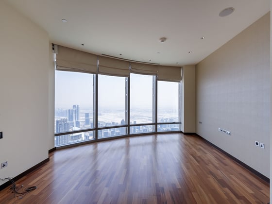 Sky High Luxury | 4-Bedroom Apartment | Burj Khalifa, picture 14