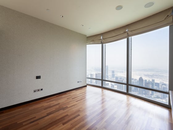 Sky High Luxury | 4-Bedroom Apartment | Burj Khalifa, picture 11