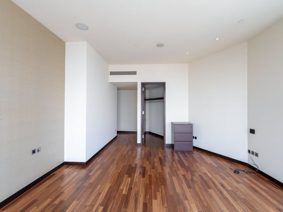 Sky High Luxury | 4-Bedroom Apartment | Burj Khalifa, picture 15