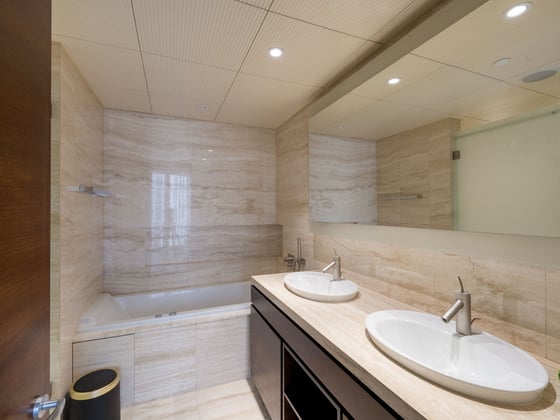 Skyline Retreat | High Floor | Fully Furnished, picture 9