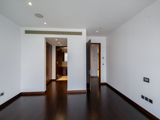 Skyline Retreat | High Floor | Fully Furnished, picture 12