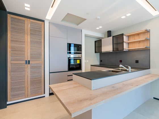 Pet-Friendly | Spacious with Balcony | Maid/Study, picture 7