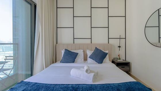 Stunning 1BR | Furnished Luxury | Downtown Views, picture 11