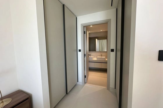 Furnished or Unfurnished 3Beds I Full Marina Skyline I Private Beach Access, picture 38