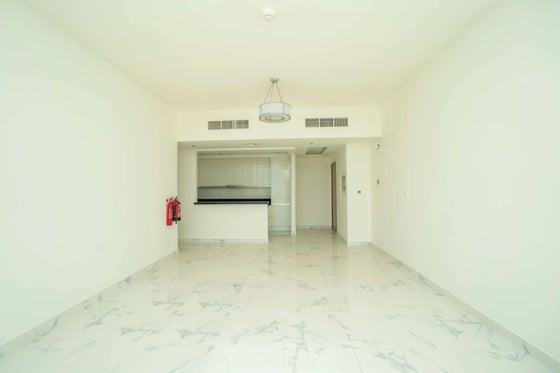 High Floor | Vacant | Canal View, picture 8