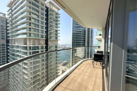 Stunning Marina Skyline View |Private Beach Access, picture 40