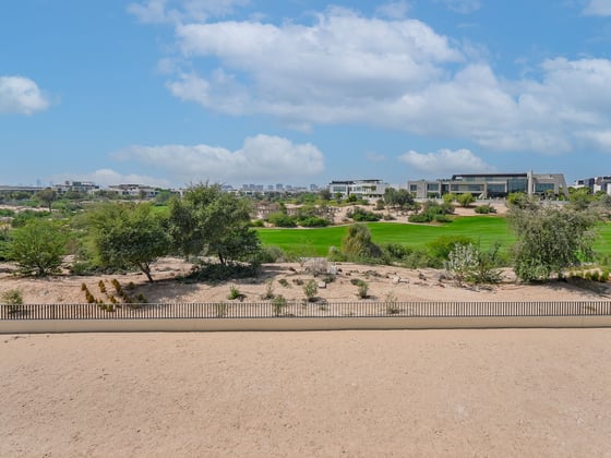 Skyline Elegance | Golf Course Views | Luxury Villa, picture 1