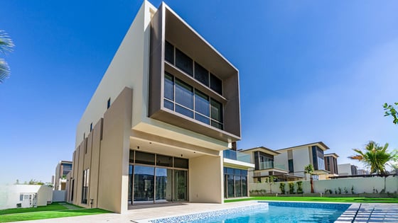 Luxury Skyline | Golf Course Views | Private Pool, picture 1