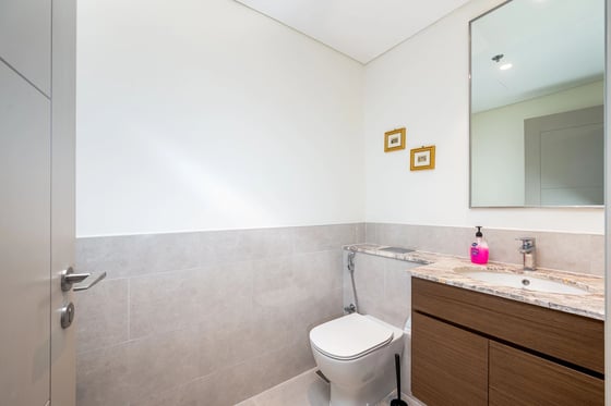 Luxury 3BR plus Maids | High Floor | City View, picture 28