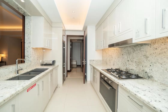 Luxury 3BR plus Maids | High Floor | City View, picture 26