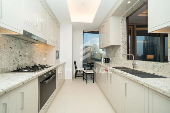 Luxury 3BR plus Maids | High Floor | City View, picture 23