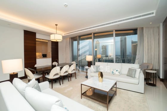 Luxury 3BR plus Maids | High Floor | City View, picture 7