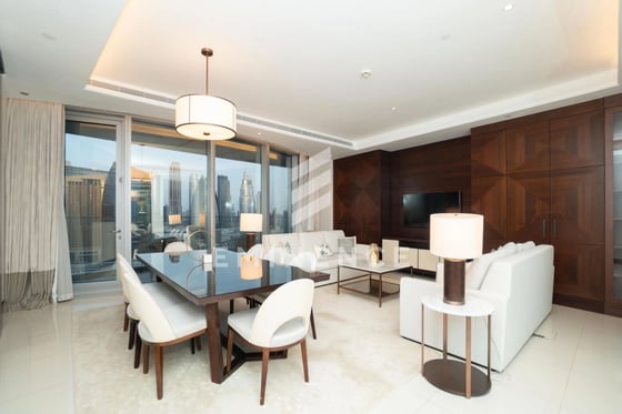Luxury 3BR plus Maids | High Floor | City View, picture 5