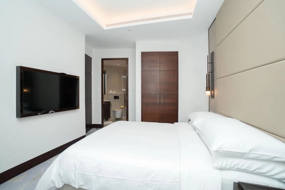 Luxury 3BR plus Maids | High Floor | City View, picture 30