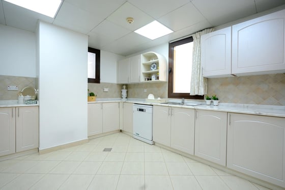 3BR Penthouse | City View | Fully Renovated, picture 40