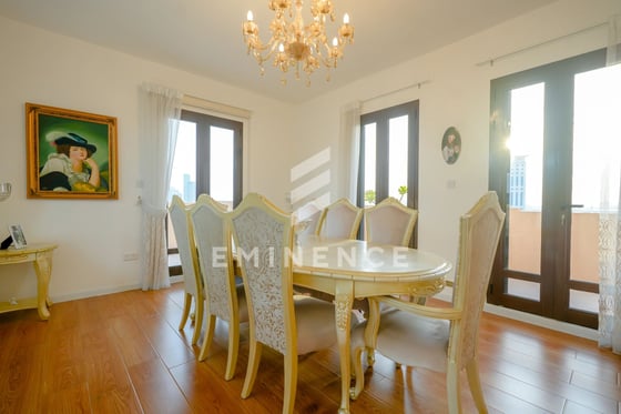 3BR Penthouse | City View | Fully Renovated, picture 9
