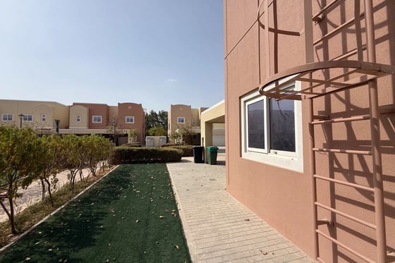 Exclusive | Multiple Options | Furnished | Vacant, picture 30