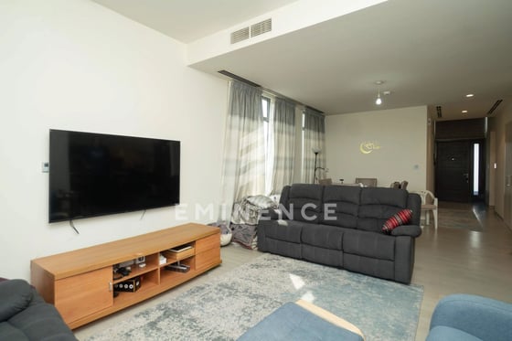 4BR | Vacant on Transfer | Golf Course View, picture 9