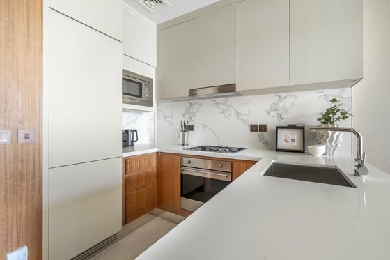 Elegant Downtown | Walk to Dubai Mall | The Address Opera T1, picture 10