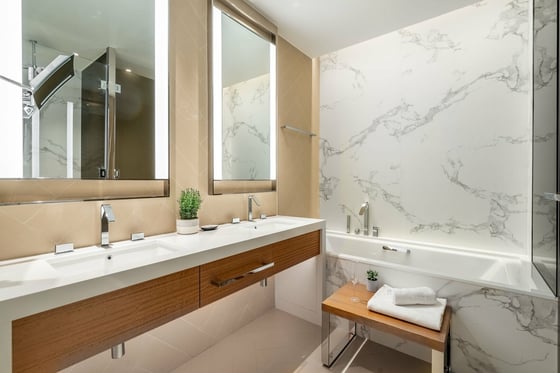 Elegant Downtown | Walk to Dubai Mall | The Address Opera T1, picture 20