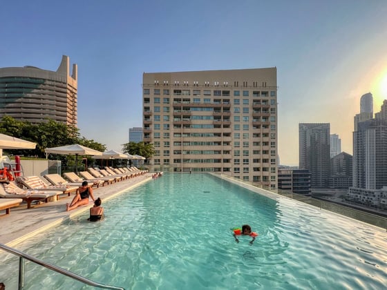 Luxury Marina Stay | Stunning Waterfront Views | Vida Marina, picture 3