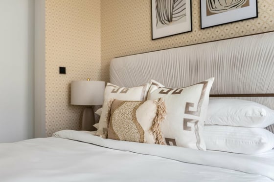 Luxury Marina Stay | Stunning Waterfront Views | Vida Marina, picture 14