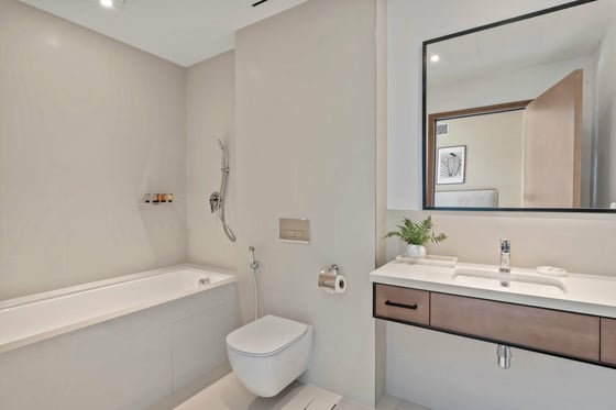 Luxury Marina Stay | Stunning Waterfront Views | Vida Marina, picture 18